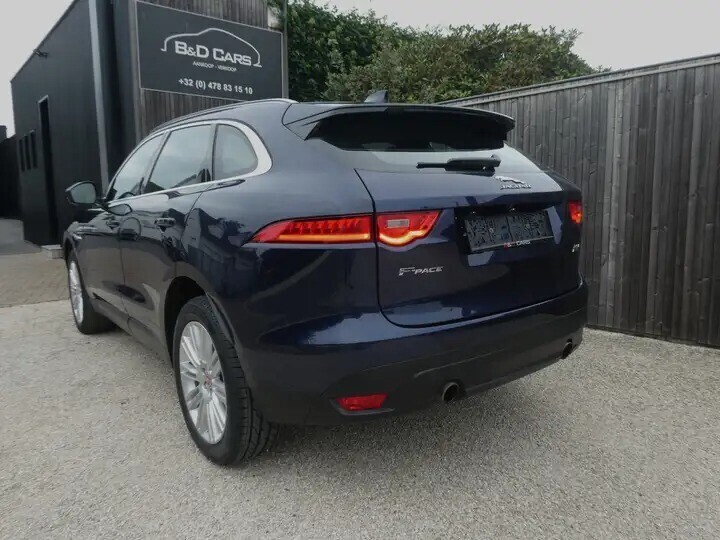 jaguar-f-pace-30-t-v6-awd-portfolio-1stehand1main-big-1