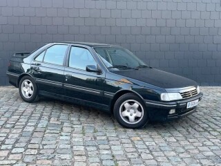 Peugeot 405 Mi16 Facelift CarPass état Show Room