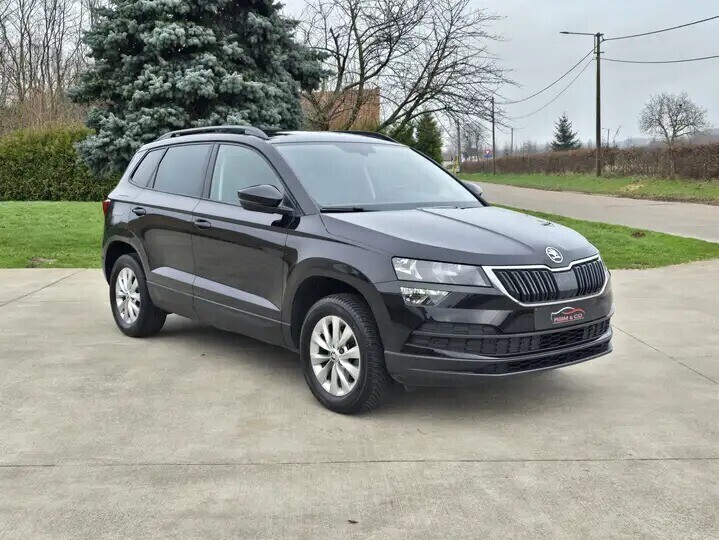 skoda-karoq-16-tdi-dsg-etat-showroom-big-1