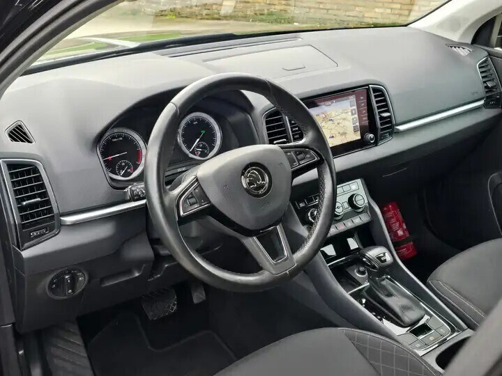 skoda-karoq-16-tdi-dsg-etat-showroom-big-4