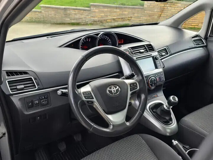 toyota-verso-16-d-4d-de-2015-pano-gps-camera-big-6