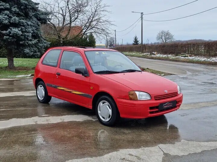 toyota-starlet-13i-16v-essence-automatique-58000-km-big-2