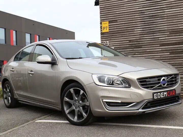 volvo-s60-20-d4-summum-geartronic-big-2