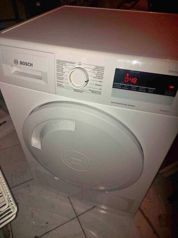 seche-linge-bosch-en-bon-etat-de-fonctionnement-big-0