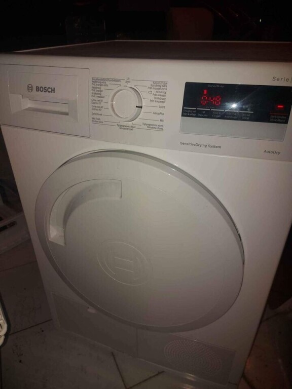 seche-linge-bosch-en-bon-etat-de-fonctionnement-big-1