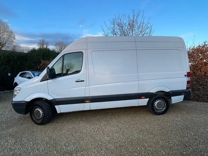 mercedes-benz-sprinter-211500-21-cdi-l2h2-big-1