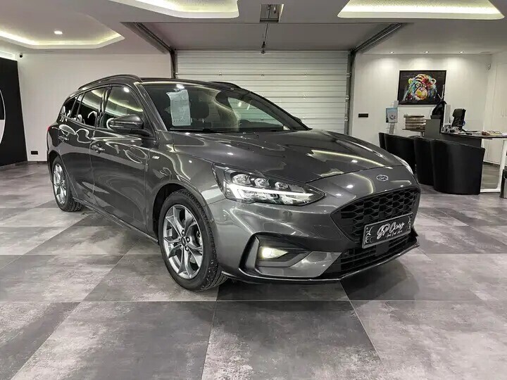 ford-focus-10-ecoboost-st-line-business-big-4