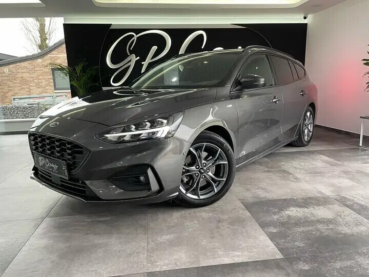 ford-focus-10-ecoboost-st-line-business-big-0