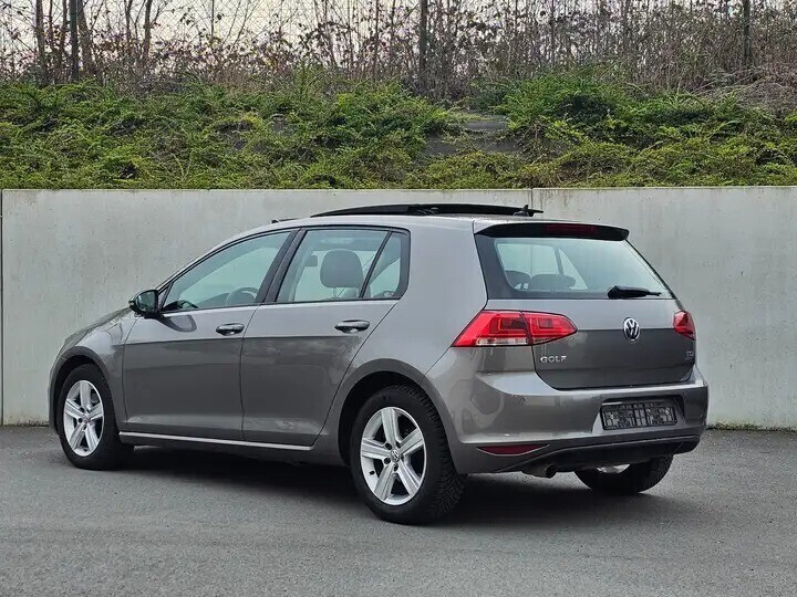 volkswagen-golf-16-cr-tdi-highline-dsgcuirtoitnavi-big-1