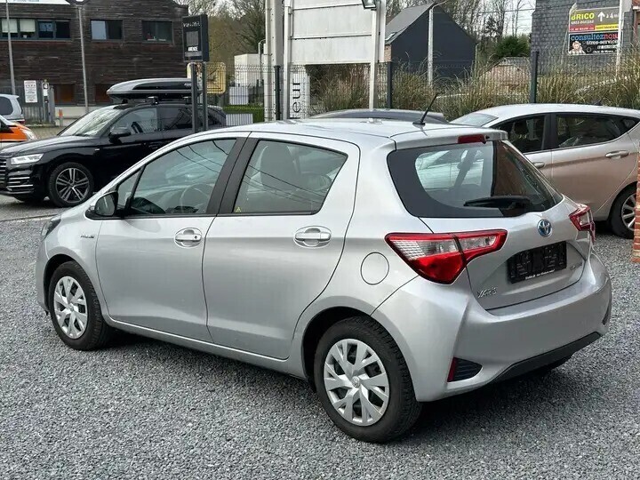 toyota-yaris-15i-hybrid-cam-arr-garantie-6-ans-toyota-big-4