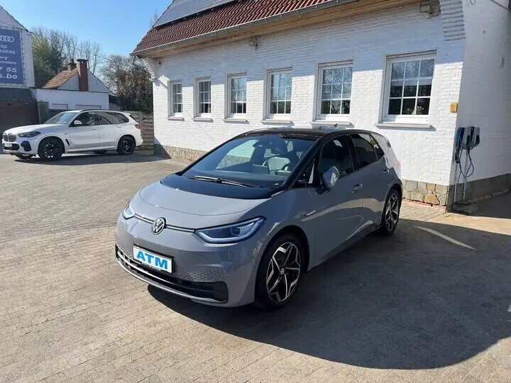 volkswagen-id3-58-kwh-pro-performancenavipdcvacamerasport-big-7