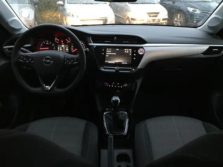 opel-corsa-12i-edition-gpsbluetoothregulja16multi-big-5