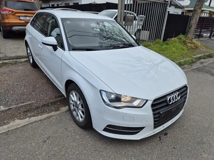 audi-a3-16-tdi-attraction-big-1