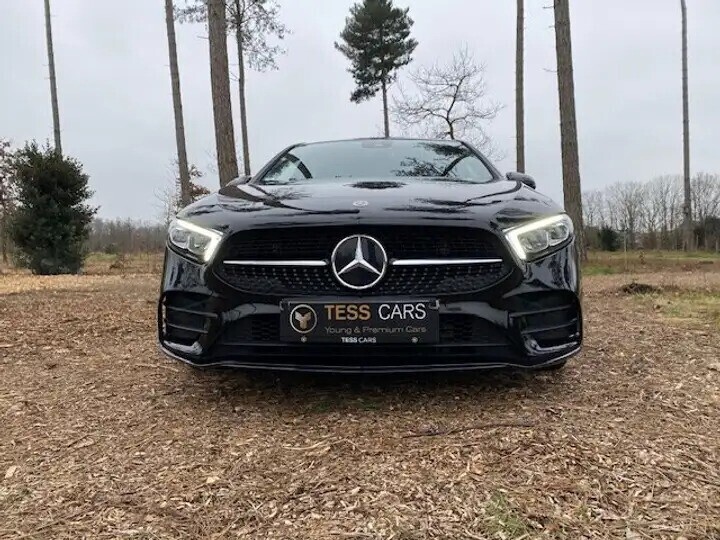 mercedes-benz-a-180-editionamgledpano-dak-mbuxnight-packcamera-big-1