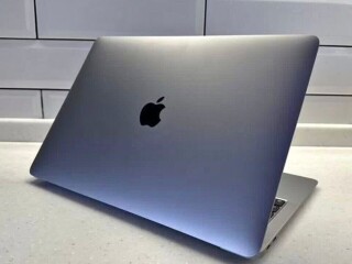 MacBook Air M1 256g