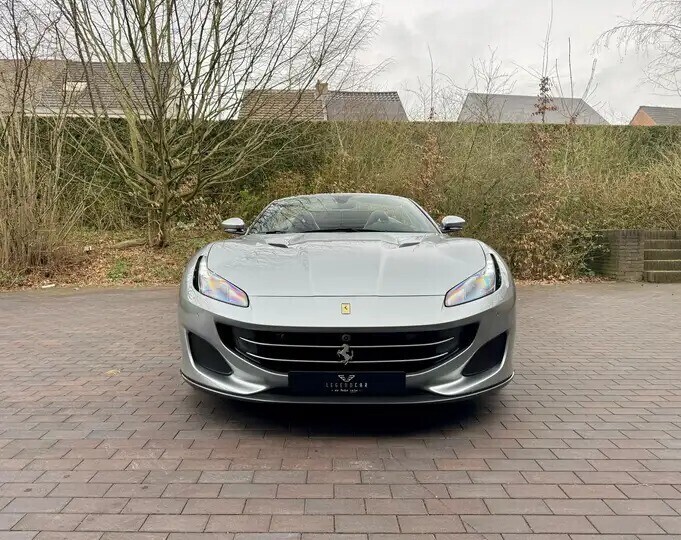 ferrari-portofino-39-v8-as-new-full-carbon-2-owners-vat-big-1