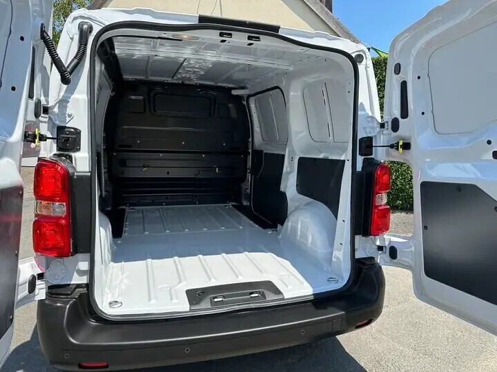 opel-vivaro-l2-parkeersensoren-120-pk-nieuw-meteen-beschikbaar-big-2