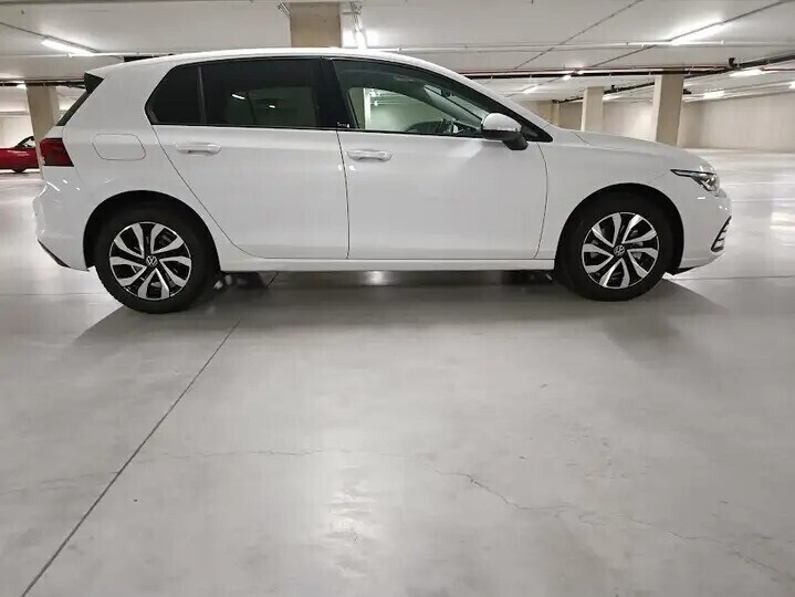 volkswagen-golf-15-tsi-active-iqdrive-app-connect-5j-garantie-big-5