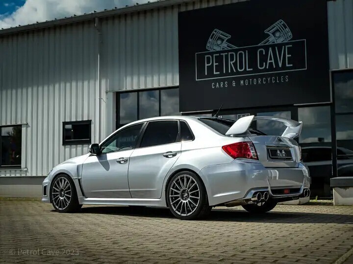 subaru-impreza-wrx-sti-big-1