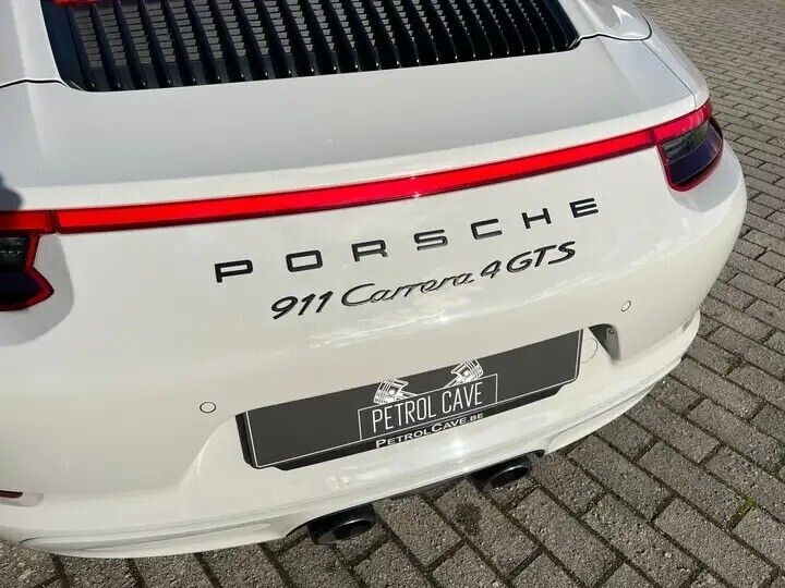 porsche-991-911-carrera-4-gts-cabriolet-30-turbo-pdk-big-3