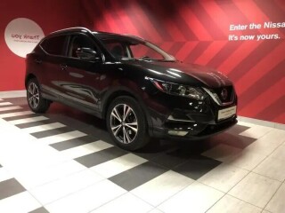 Nissan Qashqai N-Connecta + Cold Pack