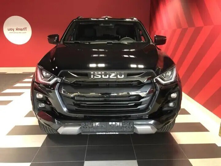 isuzu-d-max-v-cross-big-3