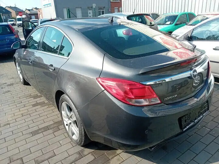 opel-insignia-20-cdti-cosmo-dpf-big-3