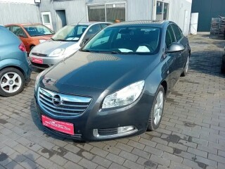 Opel Insignia 2.0 CDTi Cosmo DPF