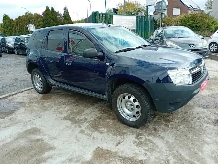 dacia-duster-16i-4x2-prestige-big-3