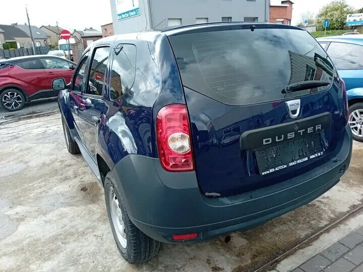 dacia-duster-16i-4x2-prestige-big-2