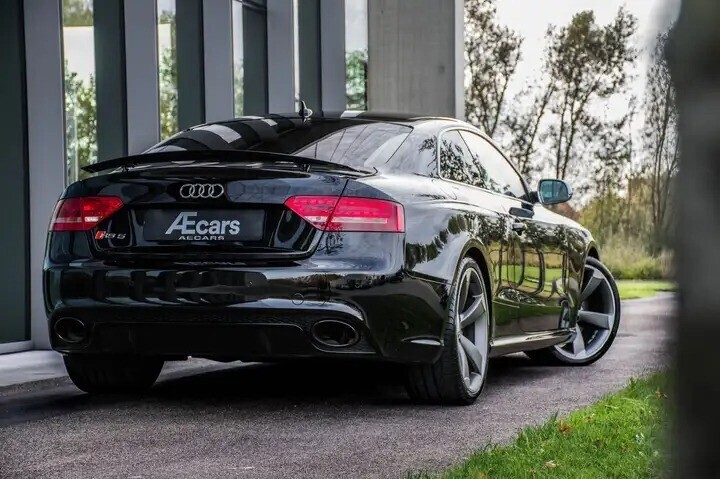 audi-rs5-coupe-quattro-v8-sport-seats-bo-big-1