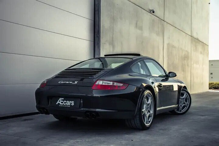 porsche-997-911-carrera-s-xenon-pano-pasm-bose-big-0