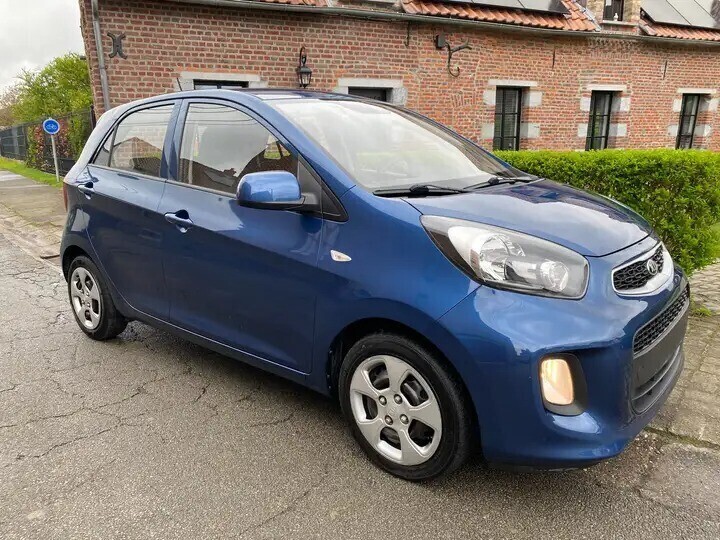 kia-picanto-10i-lounge-carnet-full-kia-euro-6b-big-4