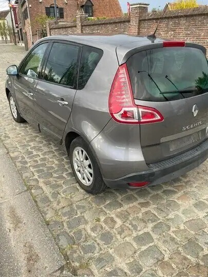 renault-scenic-15-dci-business-fap-edc-fleet-big-2