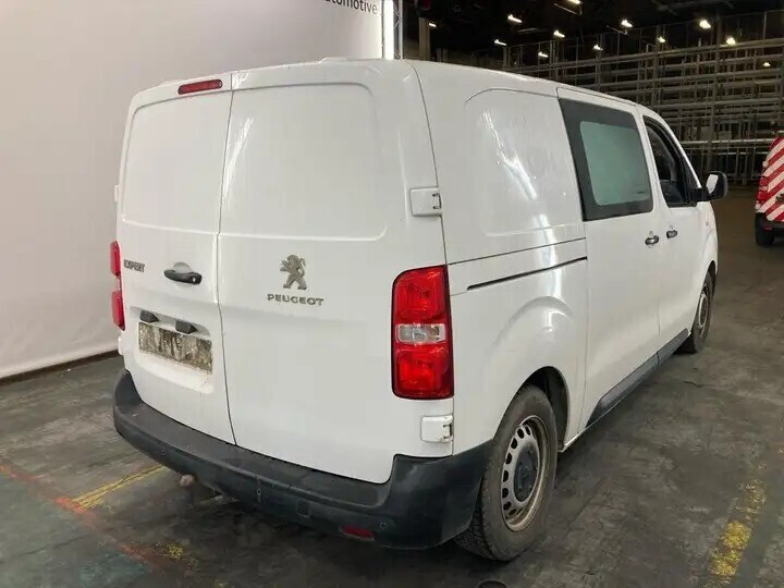 peugeot-expert-16hdi-nieuw-model-trekhaak-big-2