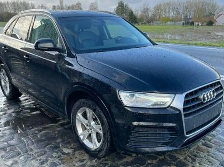 audi-q3-14-tfsi-design-leder-navi-verwarmde-zetels-xenon-big-0