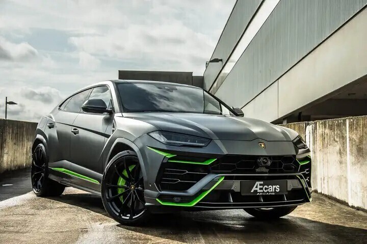 lamborghini-urus-40-v8-akrapovic-3-x-carbon-matt-ppf-big-3