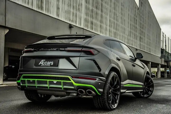 lamborghini-urus-40-v8-akrapovic-3-x-carbon-matt-ppf-big-1