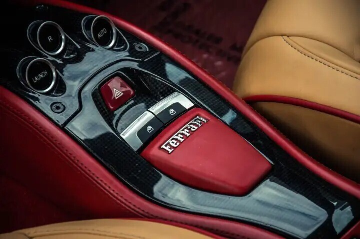 ferrari-458-italia-v8-f1-tailormade-ceramic-brakes-big-5