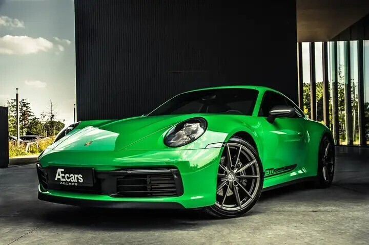 porsche-911-992-carrera-t-manual-python-green-pts-big-2