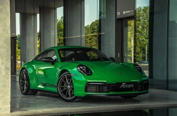 porsche-911-992-carrera-t-manual-python-green-pts-big-0