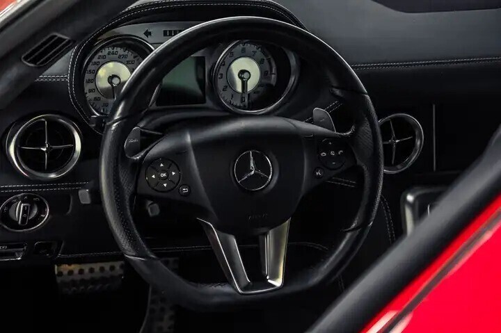 mercedes-benz-sls-amg-63-v8-collectors-item-21461-km-big-6