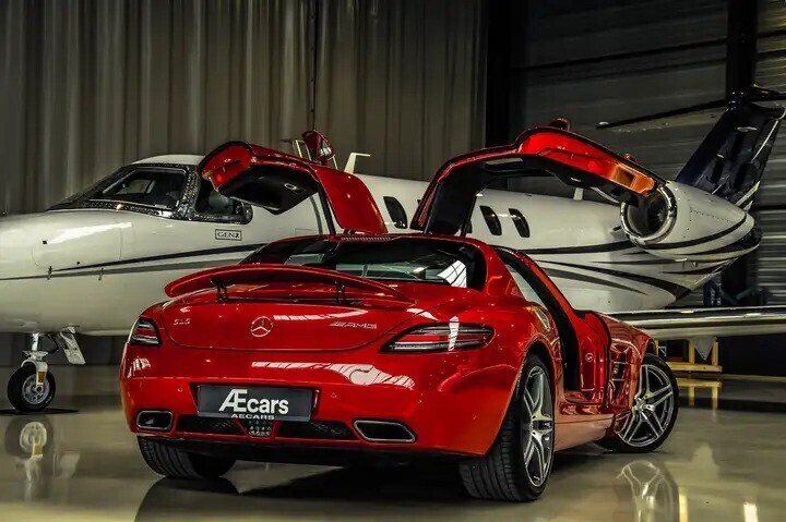 mercedes-benz-sls-amg-63-v8-collectors-item-21461-km-big-1