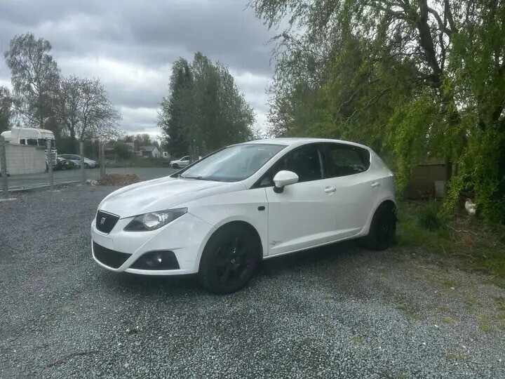 seat-ibiza-12-cr-tdi-euro-5-avec-controle-technique-big-0