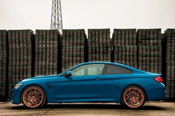 bmw-m4-competition-heritage-limited-1-of-750-big-4