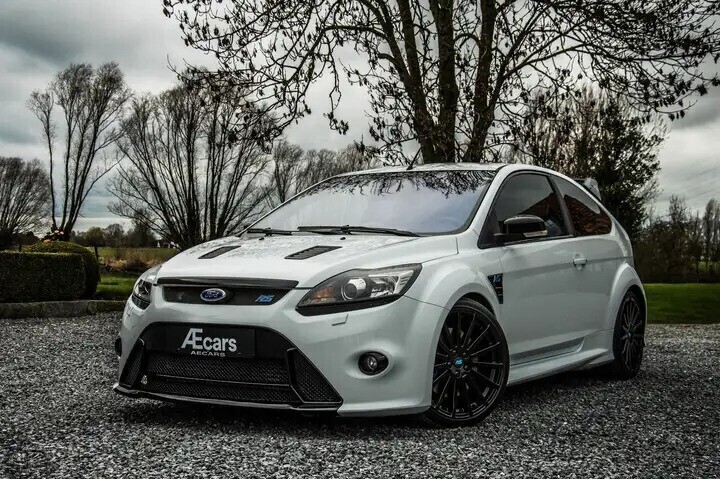 ford-focus-rs-manual-limited-edition-sport-button-big-0