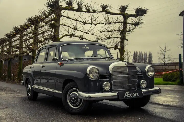 mercedes-benz-180-coupe-manual-collectors-item-big-9