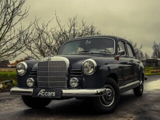 Mercedes-Benz 180 *** COUPE / MANUAL / COLLECTORS ITEM ***