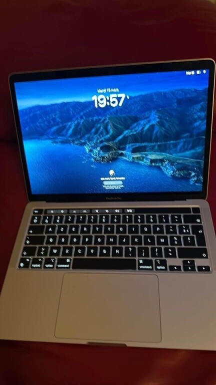 macbook-pro-touch-bar-m1-512g-big-1