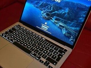 MacBook Pro Touch Bar M1 512G
